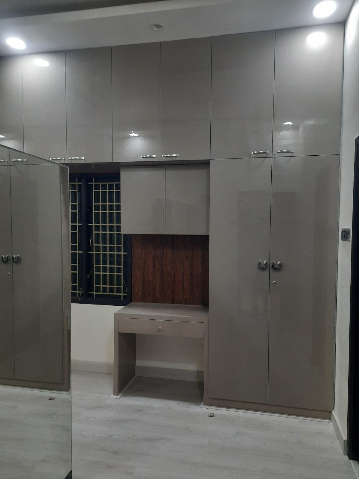 Storage and Wardrobe